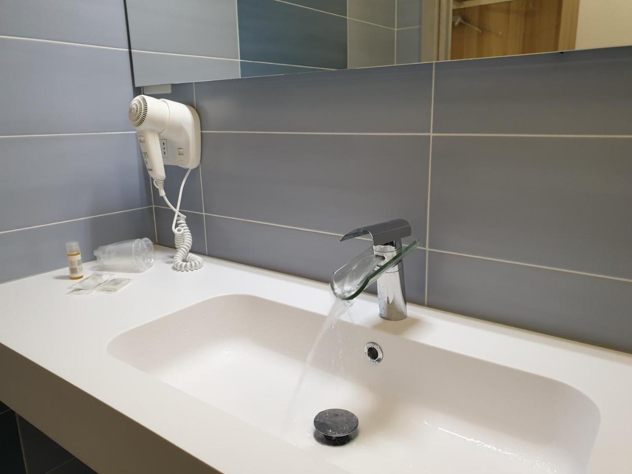 לינה וארוחת בוקר קסטרווילארי Pomodoro Bed מראה חיצוני תמונה