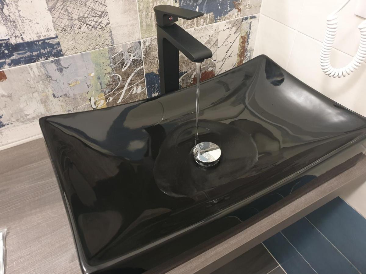 לינה וארוחת בוקר קסטרווילארי Pomodoro Bed מראה חיצוני תמונה