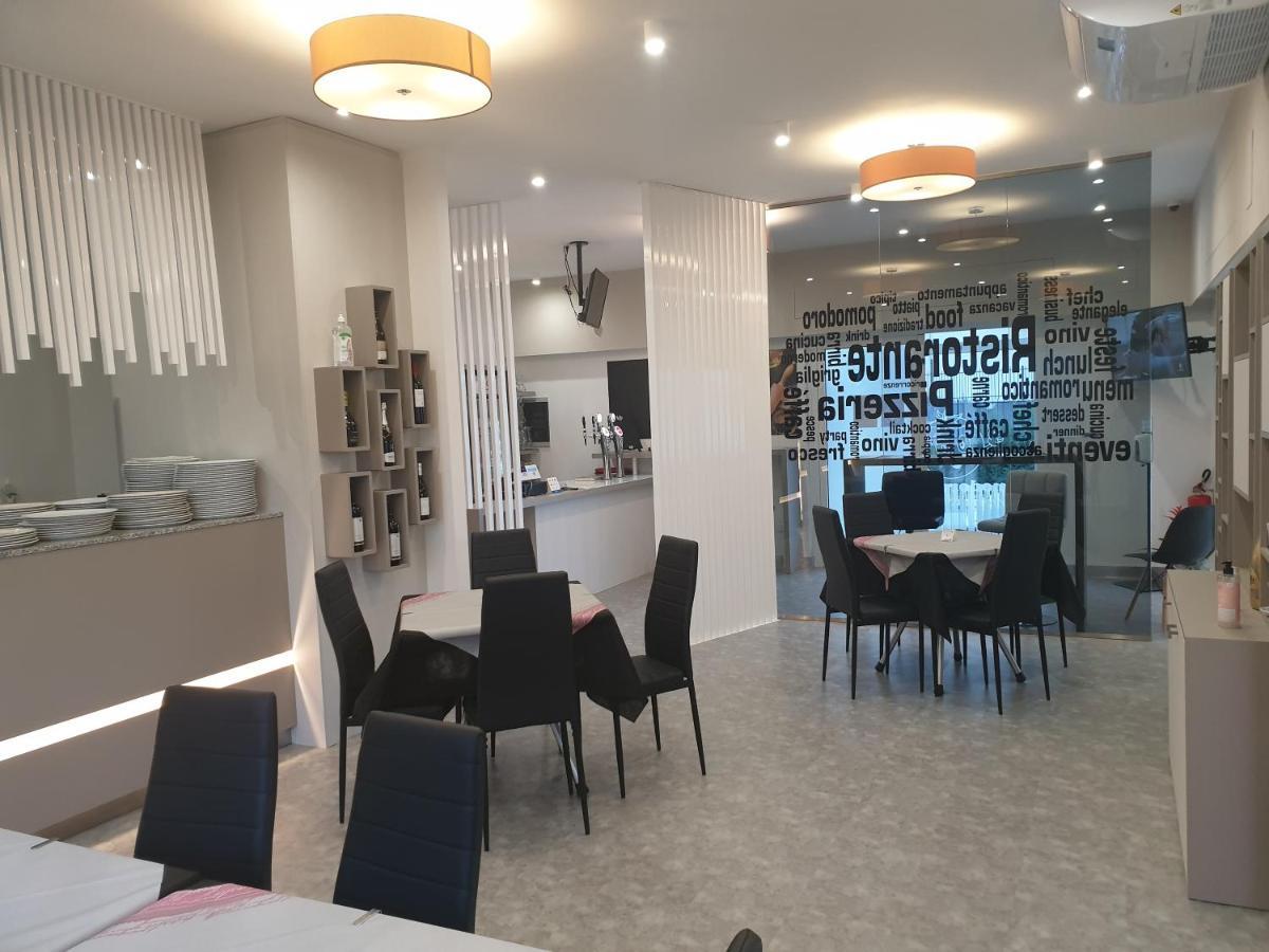 לינה וארוחת בוקר קסטרווילארי Pomodoro Bed מראה חיצוני תמונה